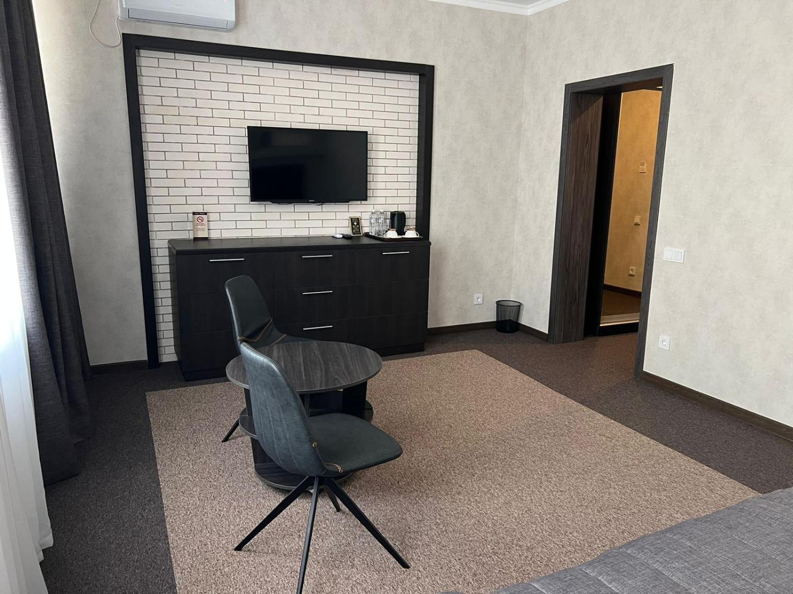 Meridian Karagandi Kültér fotó